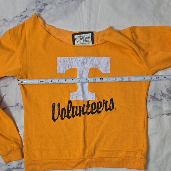 Colosseum Orange Off-the-Shoulder TN Volunteers Sweatshirt - Picture 4 of 6
